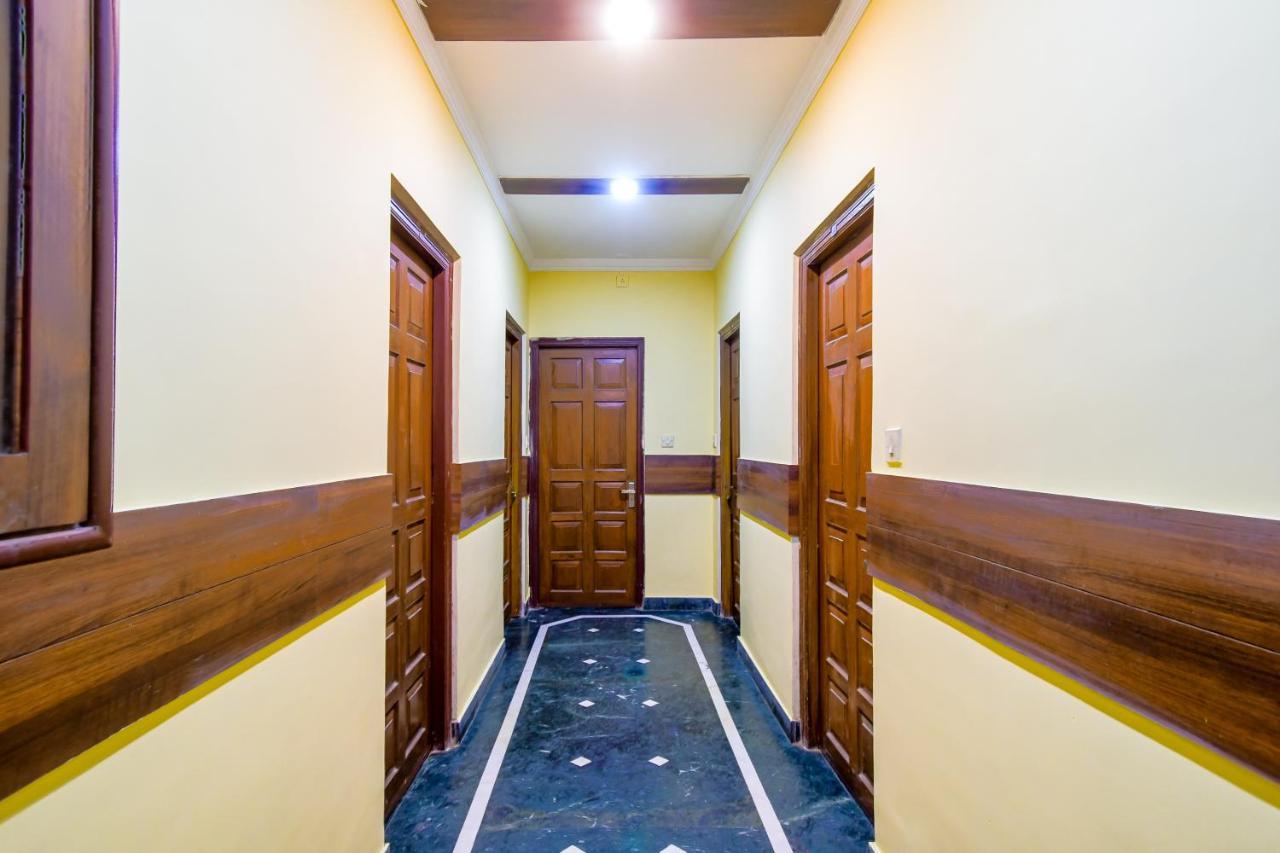 Hotel Jingle Inn Calcutta Exterior foto